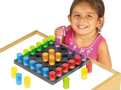 Light Table Pegs & Pegboard Set